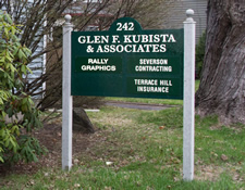 The Glen F. Kubista & Associates sign outside of their office.